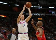 开云平台-关于江苏队鏖战浙江队，乔治高光表现的信息