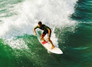 开云sport-南北半球同频心跳，当深圳队冲破心魔时，爱德华兹正接过权杖