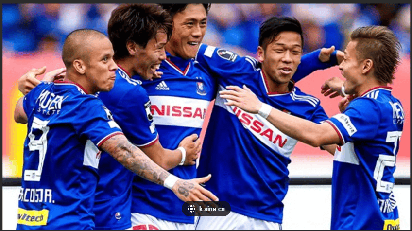 包含鹿岛鹿角战胜对手，晋级淘汰赛的词条