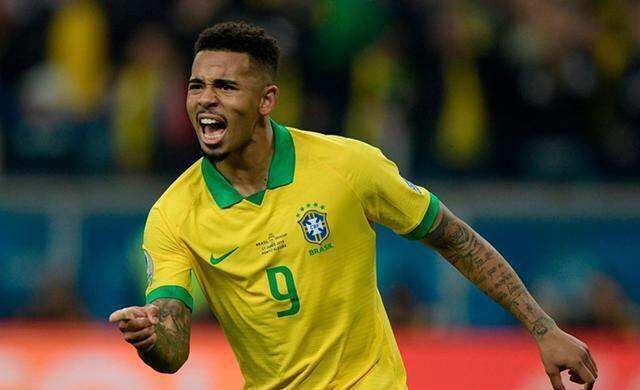 包含双雄对决，南美洲足球风云再起的词条