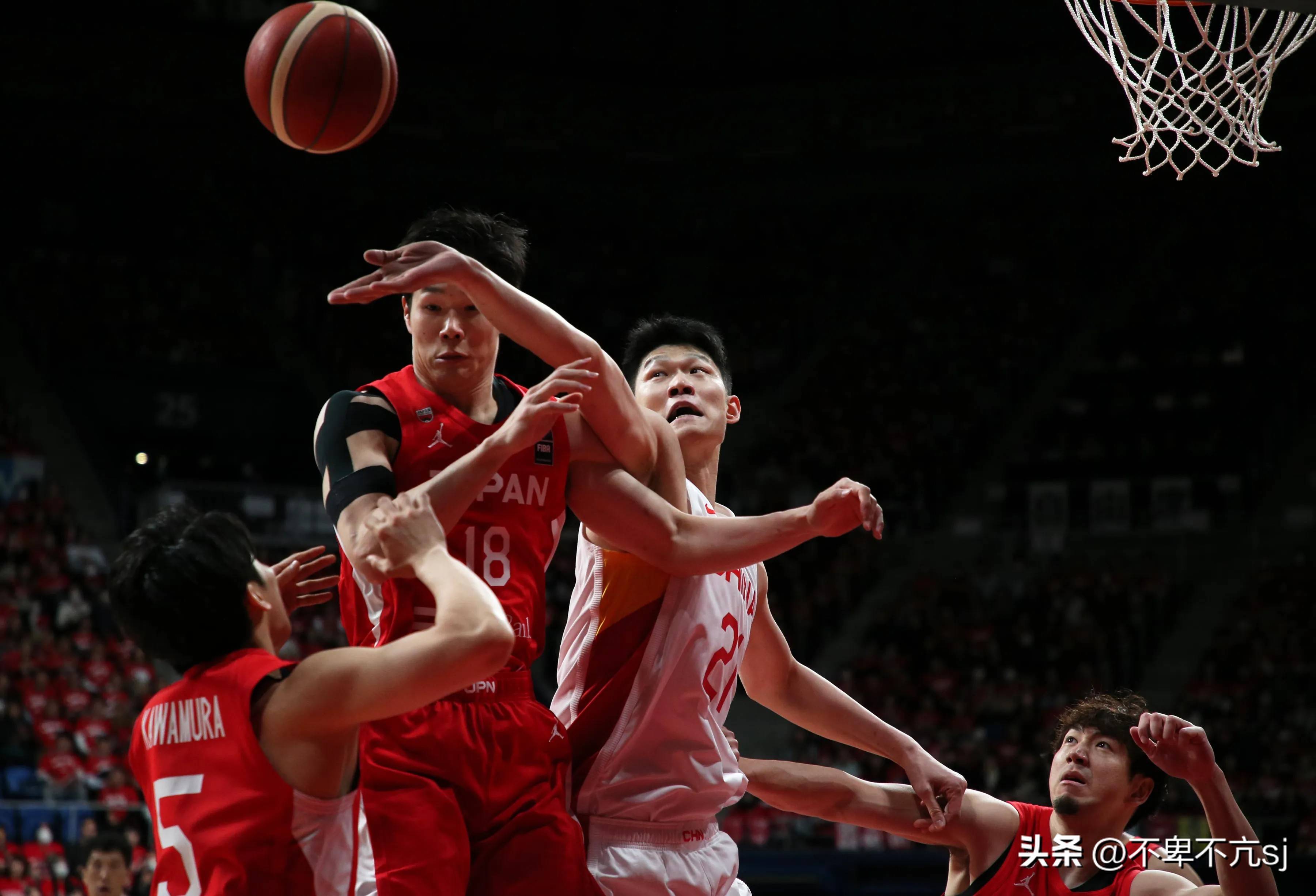 亚洲篮球锦标赛:中国队晋级半决赛的简单介绍 亚洲篮球锦标赛:中国队晋级半决赛的简单介绍