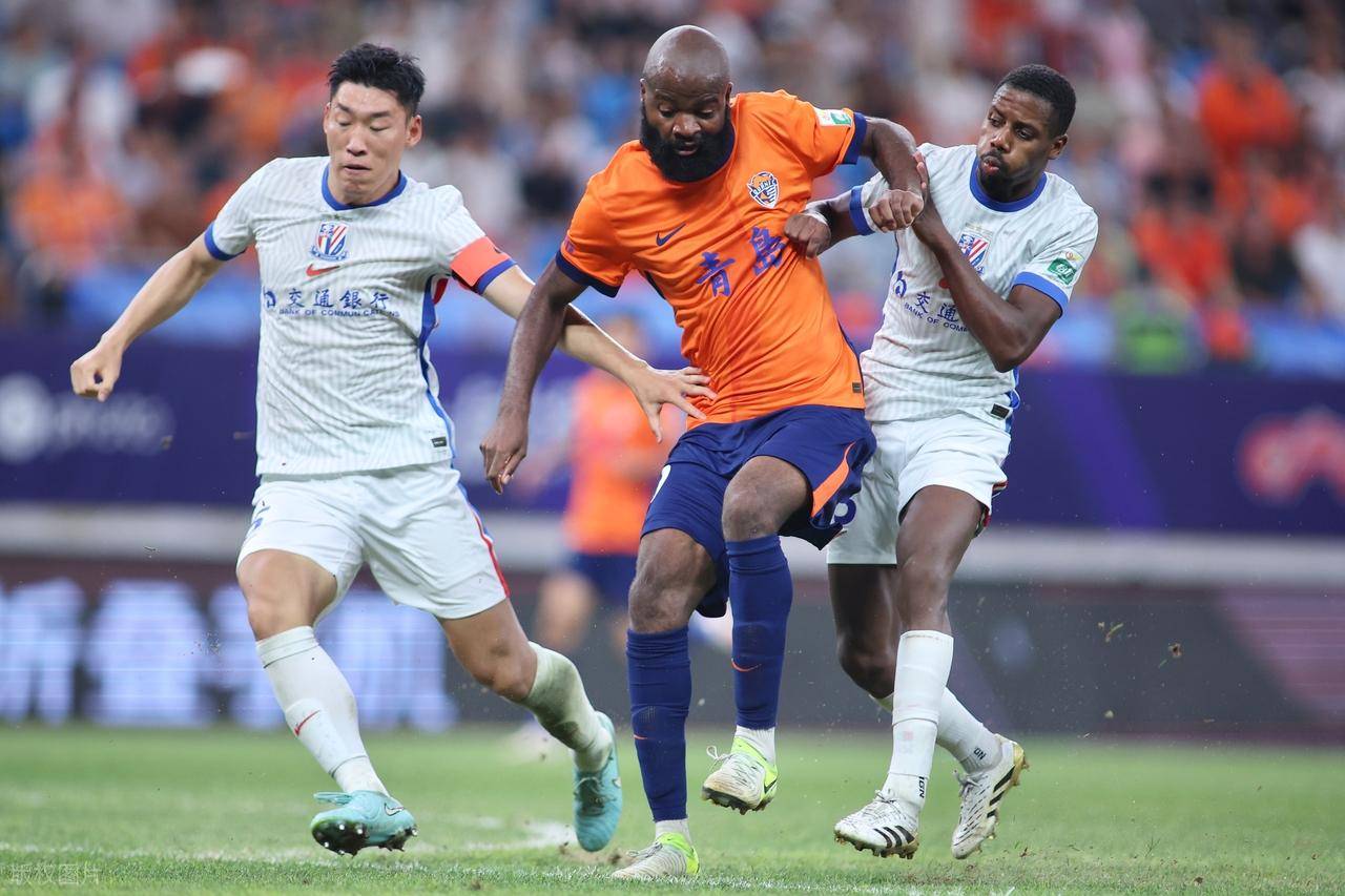 申花防守端低迷，教练组调整战术