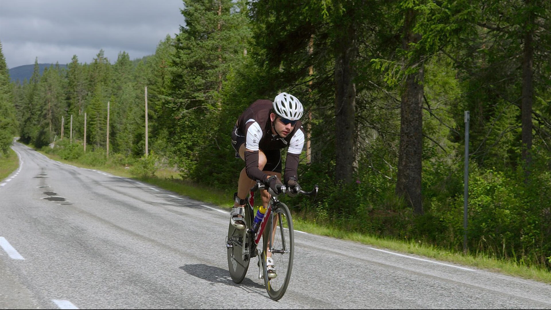 蒂亚戈魔术师般的舞步，毕尔巴鄂完胜亚特兰大，他用双脚导演攻防史诗