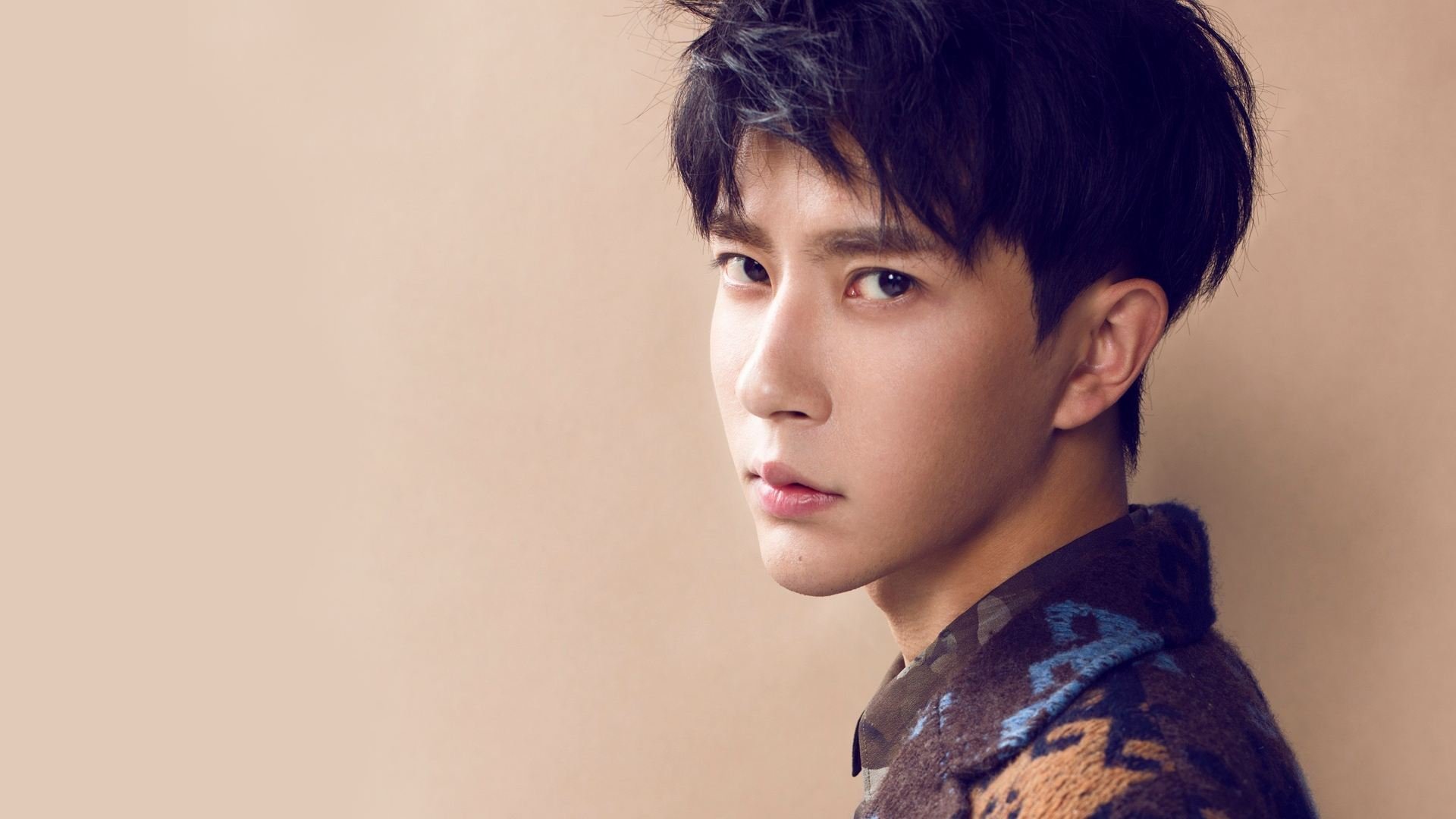 唯一性闪光，卡马文加的能量迸发与勒沃库森的南美生死战启示