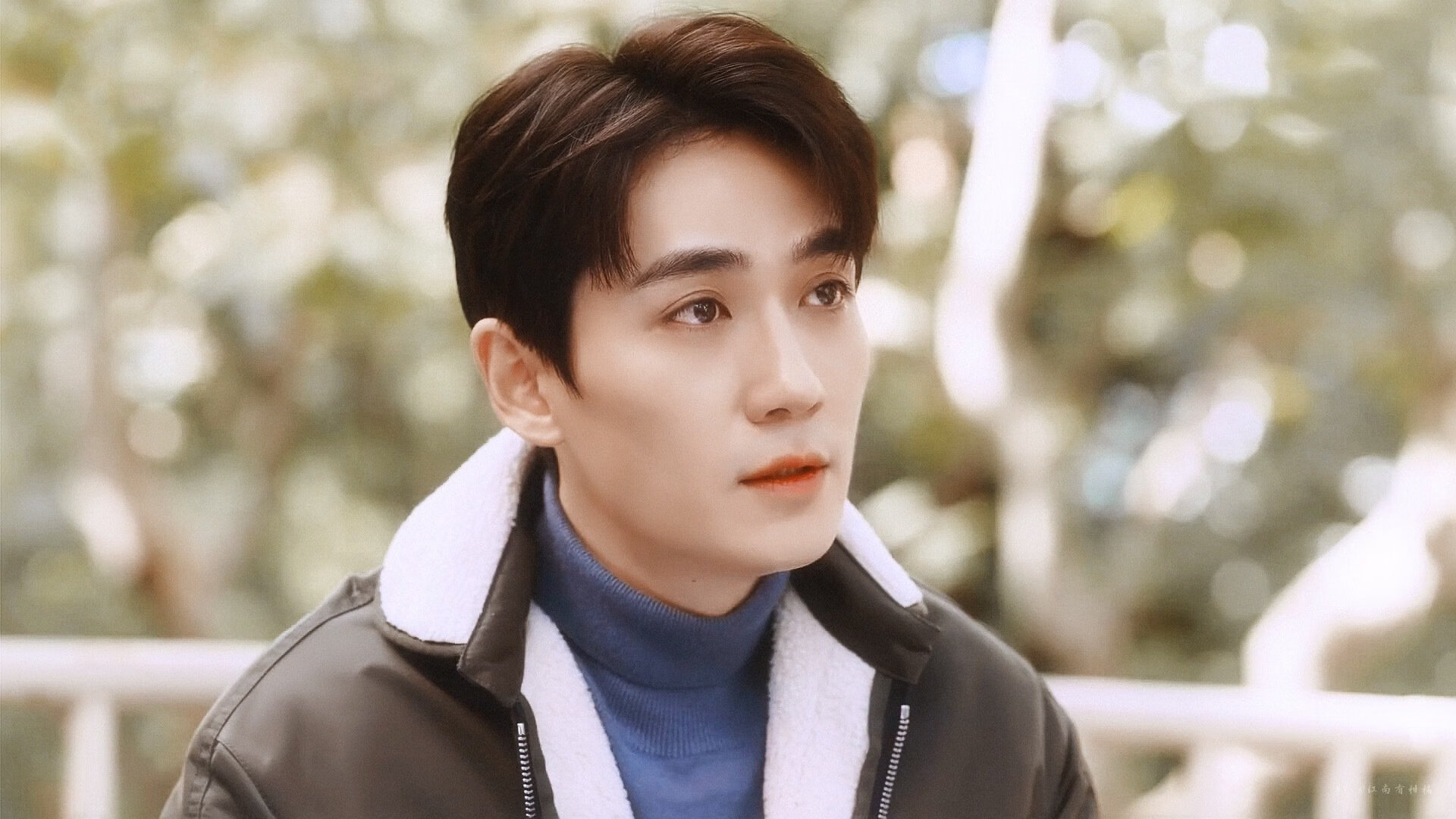 平行宇宙交错之夜，当尼克斯邂逅深圳队，拉文评分拉满引爆跨次元狂欢